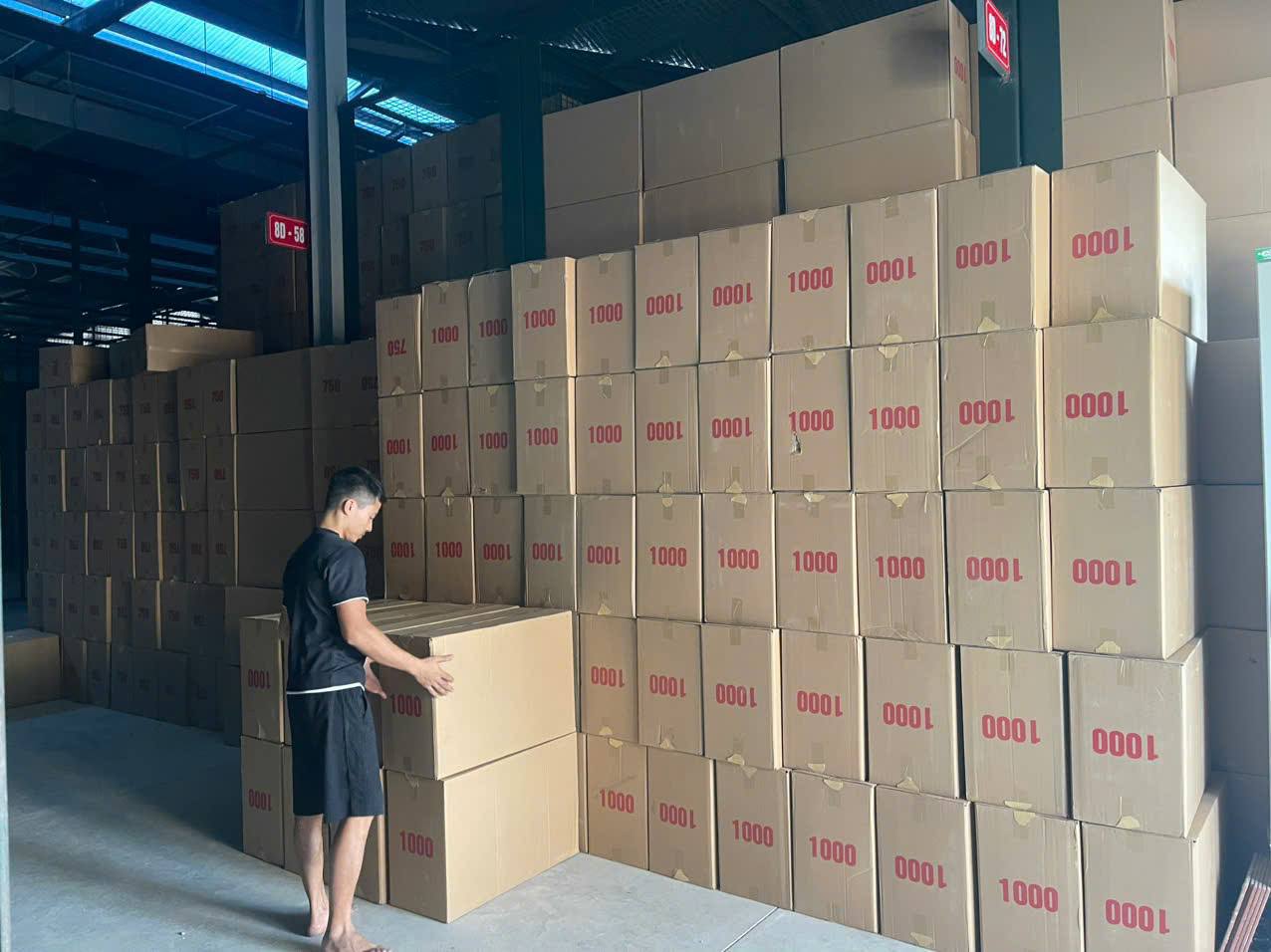 hộp giấy kraft giá sỉ nguyên thùng 600 chiếc