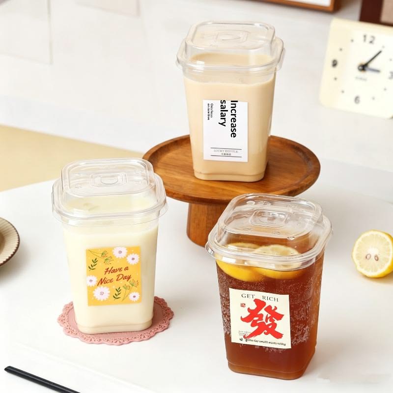 cốc nhữa nắp vuông (2)